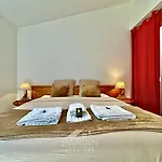 Le Clos Du Square - Climatise 別荘 *