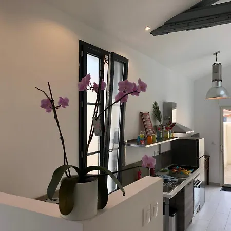 Le Clos Du Square - Climatise * Rochefort (Charente-Maritime)