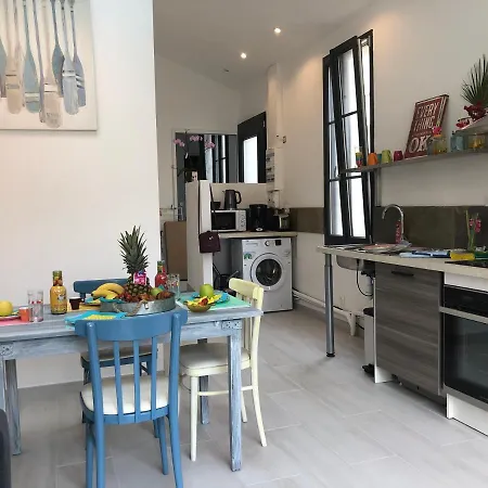 Le Clos Du Square - Climatise Ferienhaus *