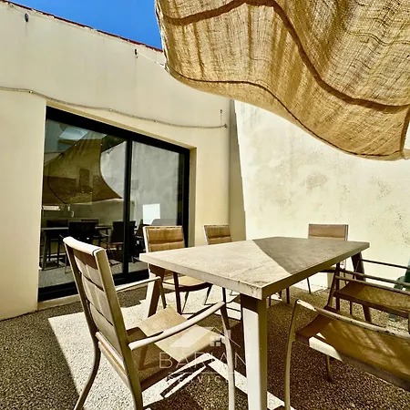 Le Clos Du Square - Climatise Feriehus *