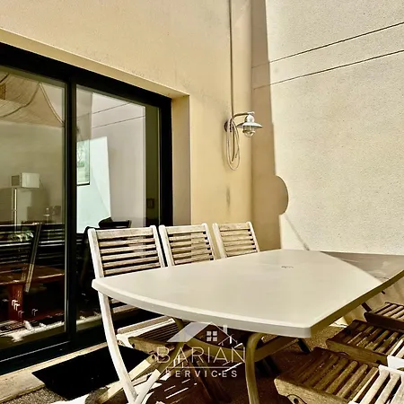 Feriehus Le Clos Du Square - Climatise