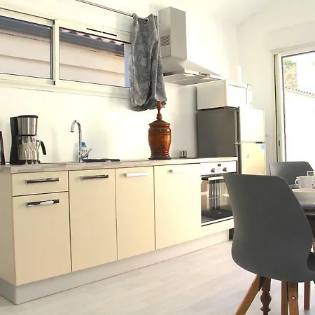 Le Clos Du Square - Climatise Ferienhaus Rochefort (Charente-Maritime)