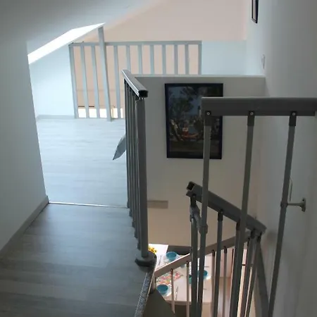 Le Clos Du Square - Climatise * Rochefort (Charente-Maritime)