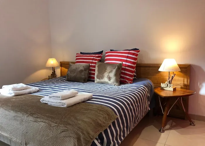 Le Clos Du Square - Climatise *