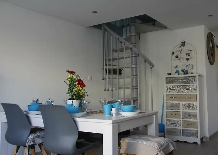 Le Clos Du Square - Climatise Ferienhaus